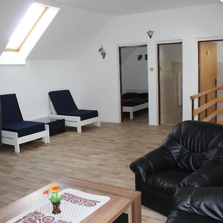 Apartman Rapotin, Jesenicka 296, 3Km Od Termalniho Parku Velke Losiny Zewnętrze zdjęcie